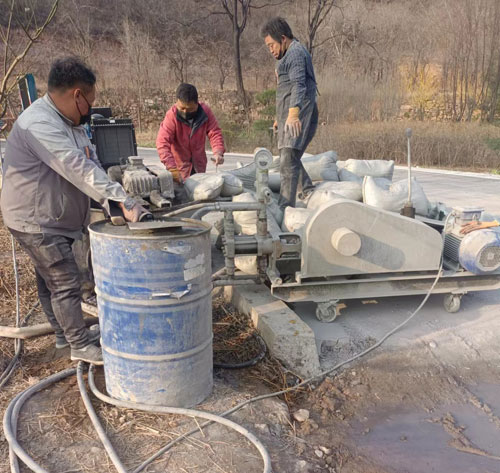 乌尔禾路面下沉注浆